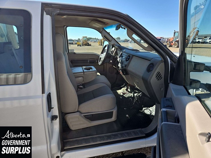 2008-ford-f250-image-17