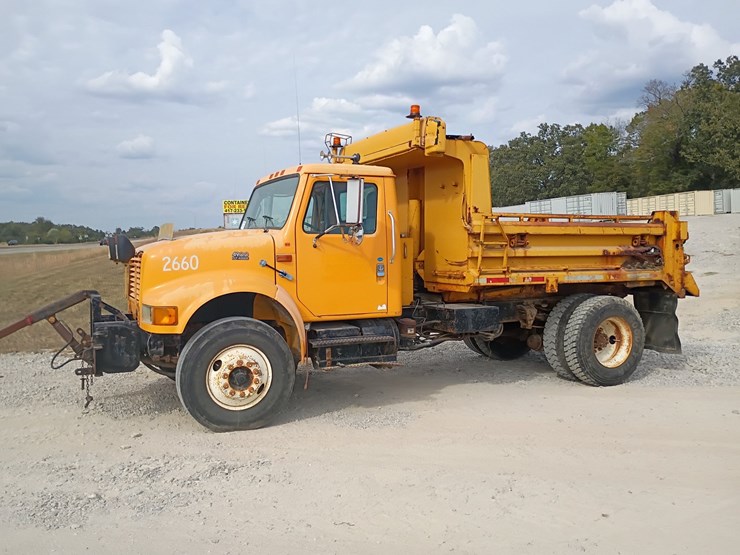 2000-international-4900-image-2