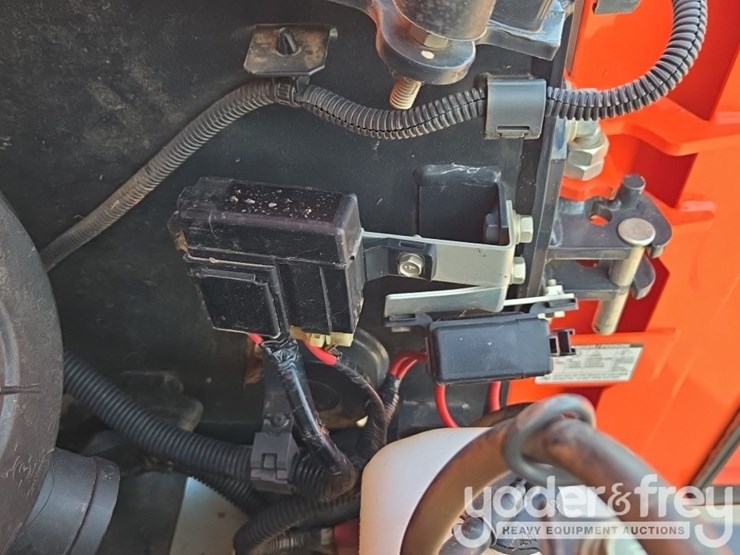 2023-kubota-svl65-2-image-37