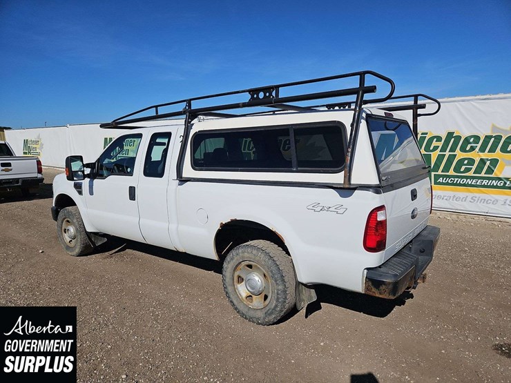2010-ford-f250-image-3