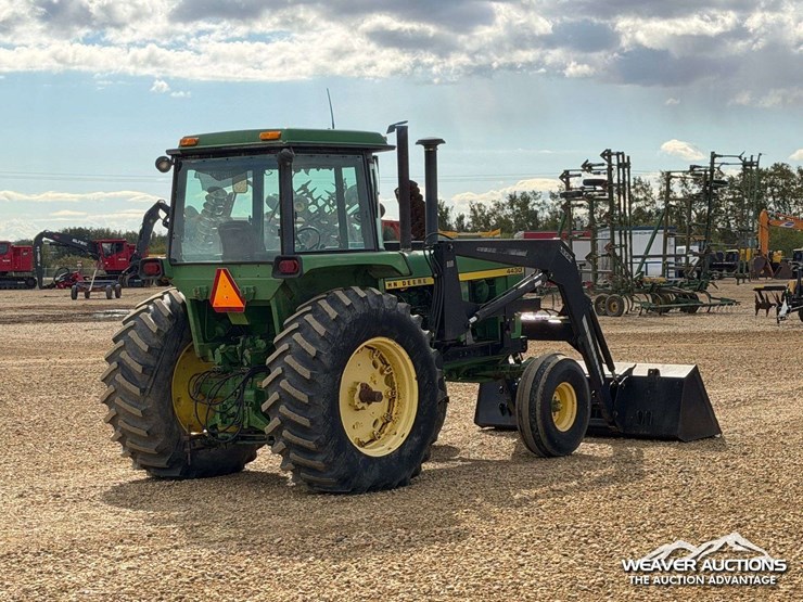 john-deere-4430-image-4