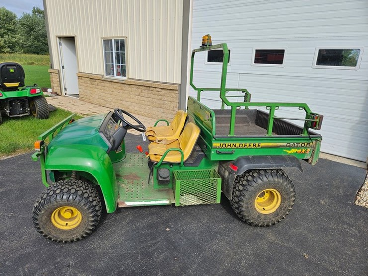1993-john-deere-gator-image-2