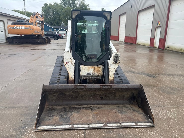 2015-bobcat-t770-image-6