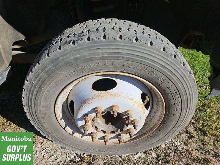 2017-ford-f550-image-12