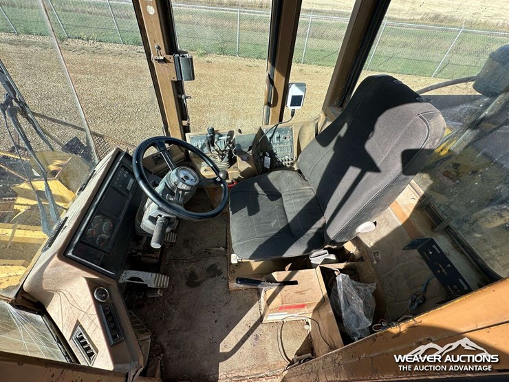 caterpillar-938f-image-6