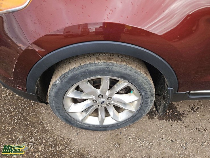 2015-ford-explorer-limited-image-9
