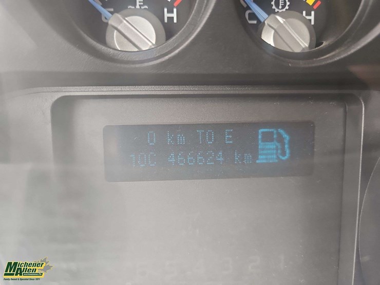 2011-ford-f350-image-23