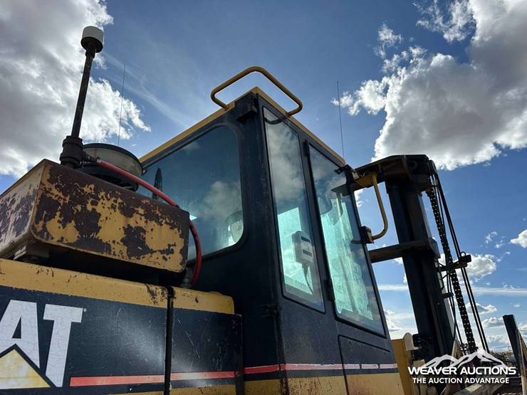caterpillar-938f-image-70