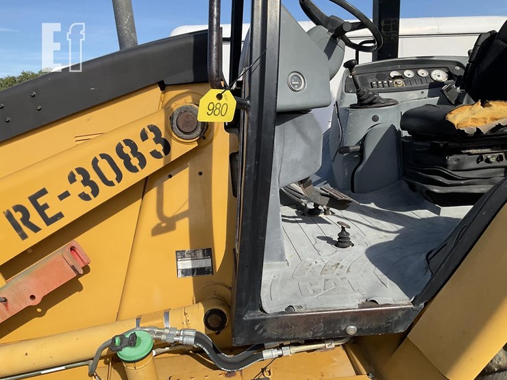 caterpillar-416d-image-4
