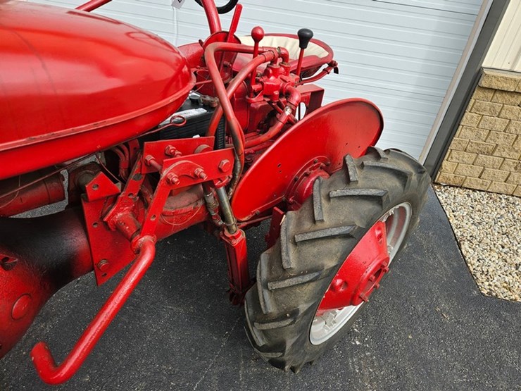 #2507-•-farmall-model-a-tractor-image-13