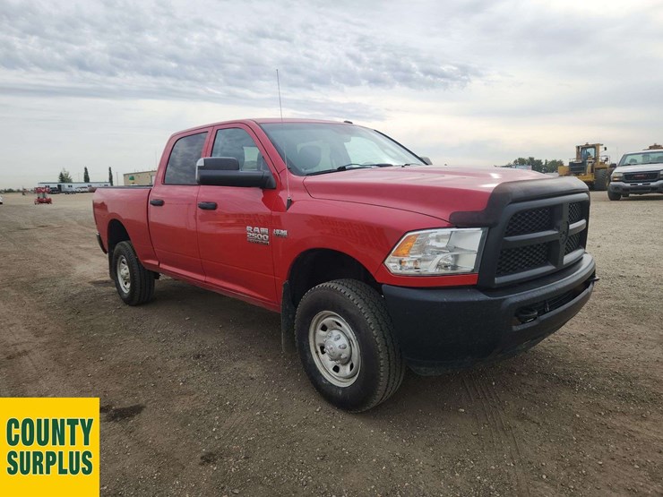 2015-dodge-2500-image-2
