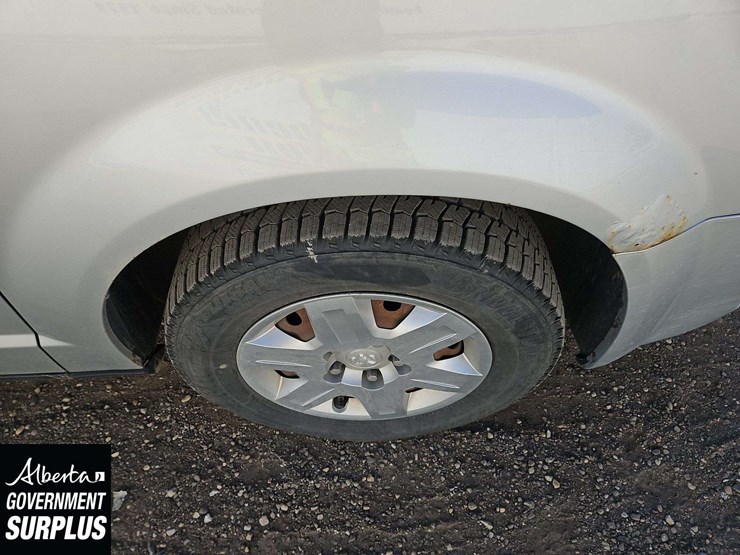 dodge-grand-caravan-image-12