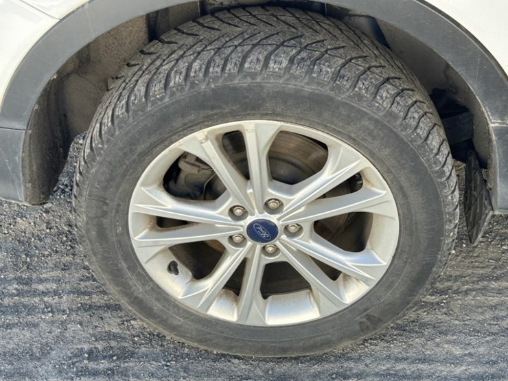 2017-ford-escape-image-31
