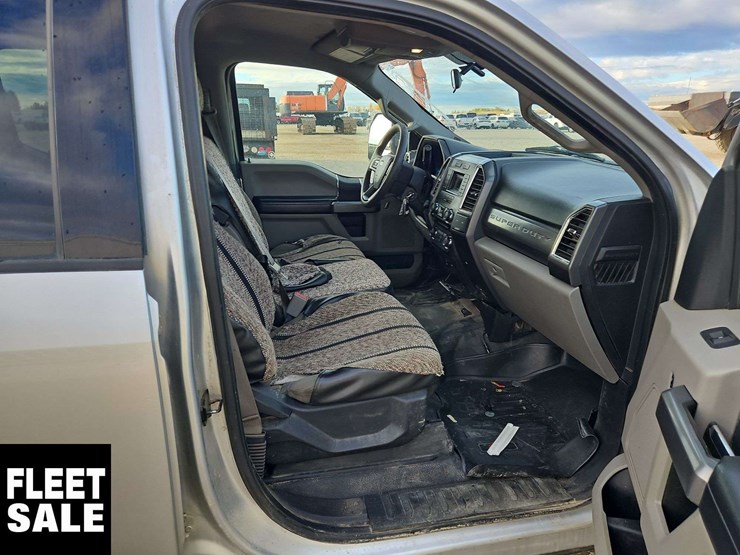 2017-ford-f350-image-16