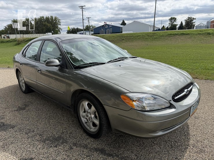 2002-ford-image-1
