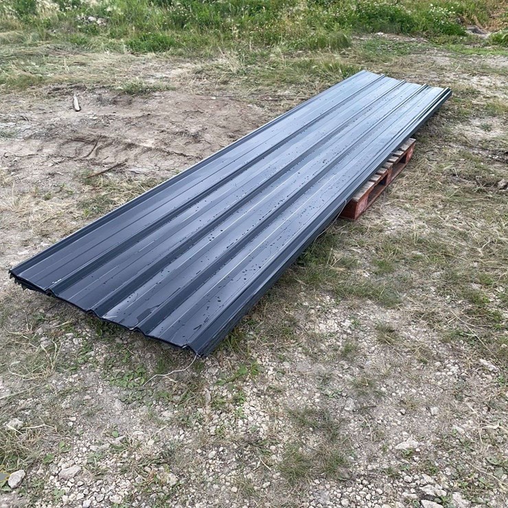 Black Metal Siding 14ft (Approximately 65 Pieces)
