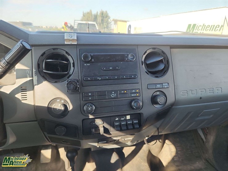 2013-ford-f250-image-23