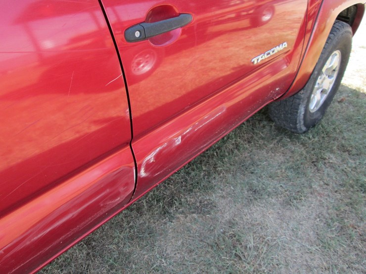 2005-toyota-tacoma-image-13