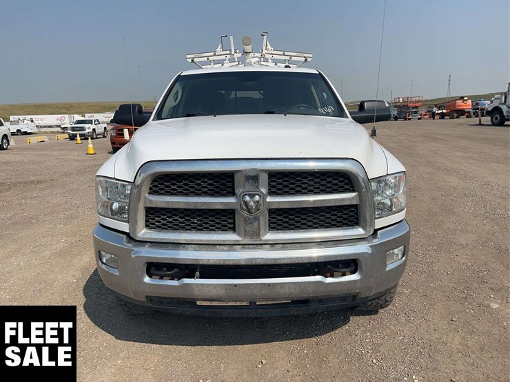 2015-dodge-2500-image-8