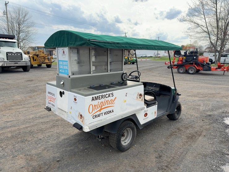 club-car-beverage-cart-image-5