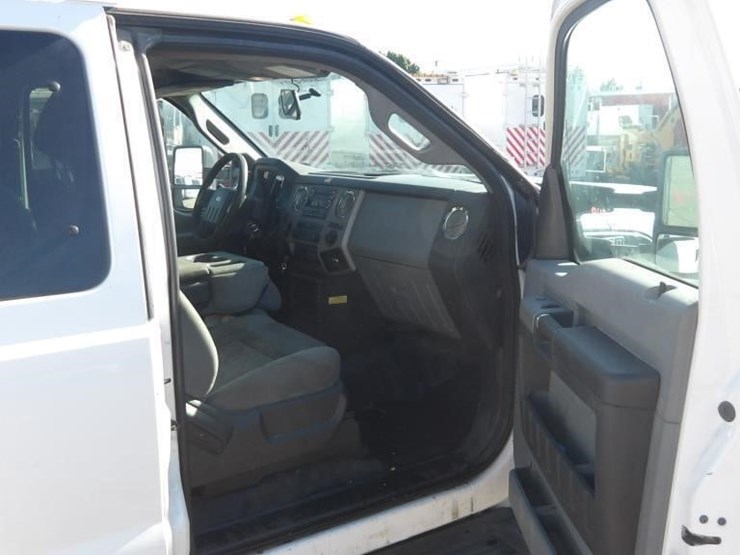 2015-ford-f450-image-21