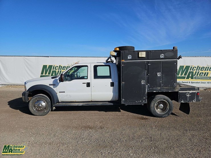 2006-ford-f550-image-5
