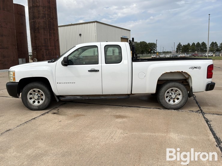 2008-chevrolet-silverado-1500-image-8