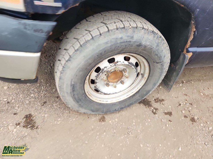 2004-dodge-ram-2500-image-11