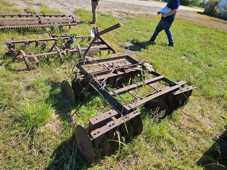 #2541-•-3pt-disc-image-3