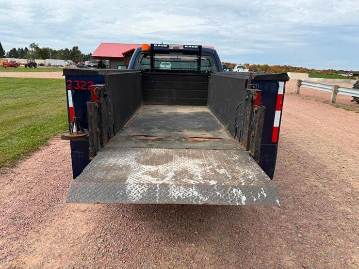 ford-f250-xl-image-23