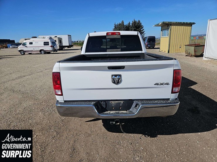 2014-dodge-1500-image-6