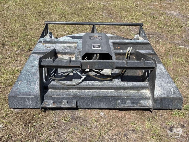 70in-hydraulic-brush-cutter-skid-steer-attachment-image-9