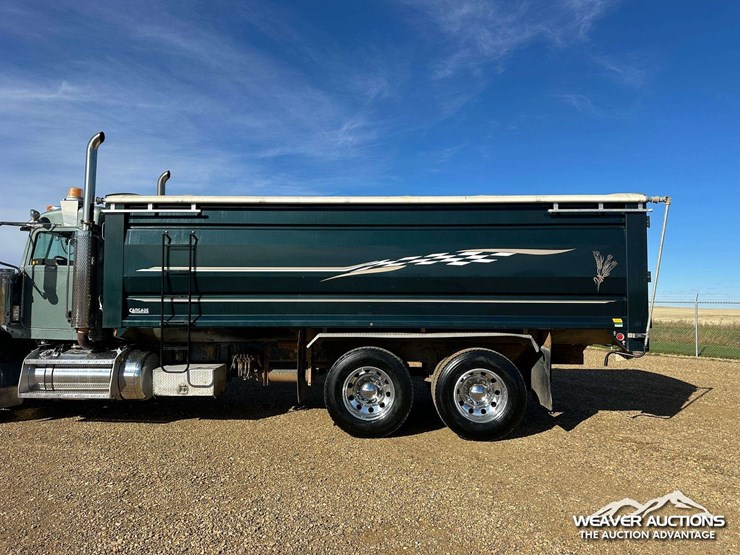 peterbilt-378-image-63