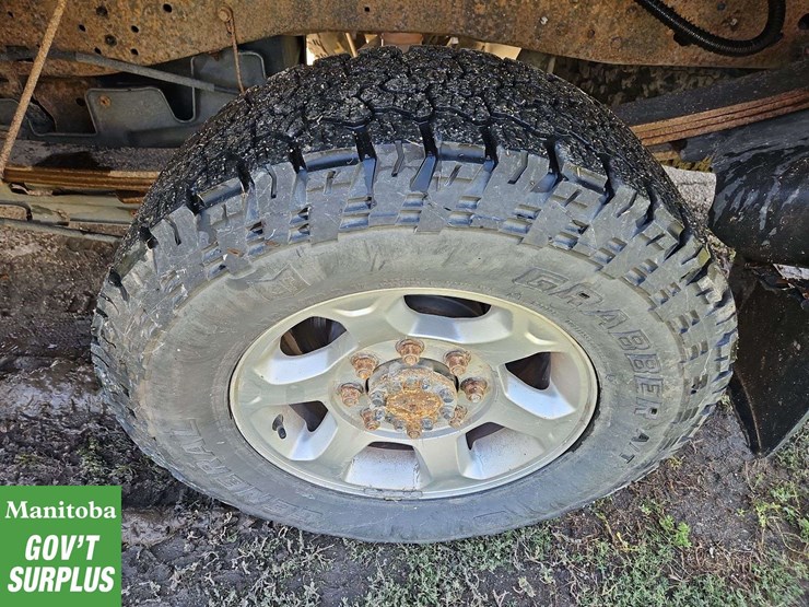 2013-ford-f250-image-13