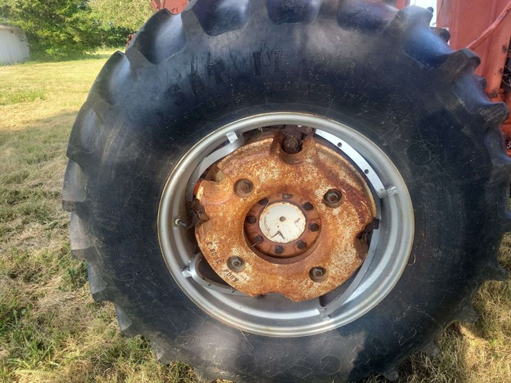 allis-chalmers-180-tractor-image-14