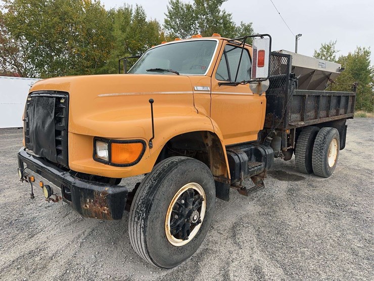 1995-ford-f800-image-1
