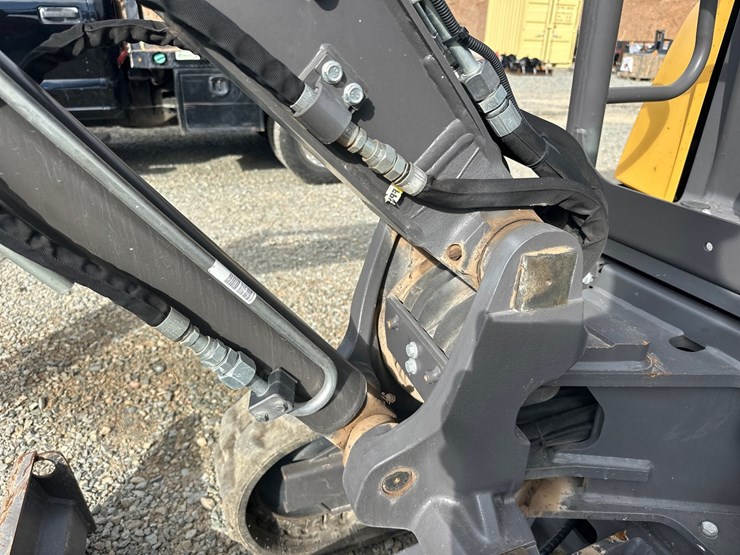 volvo-ec27d-image-17