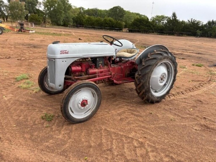 ford-8n-image-2