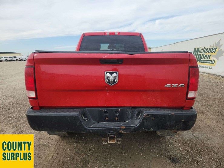 2015-dodge-2500-image-6