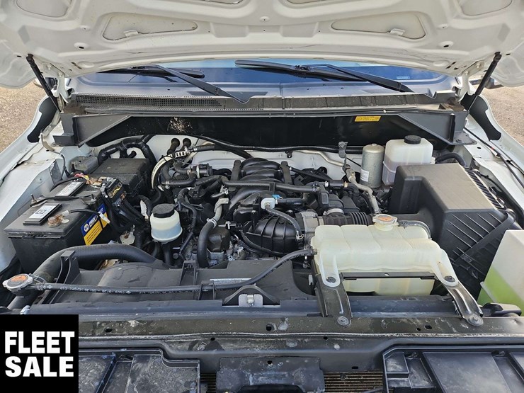 2019-nissan-nv3500hd-image-26