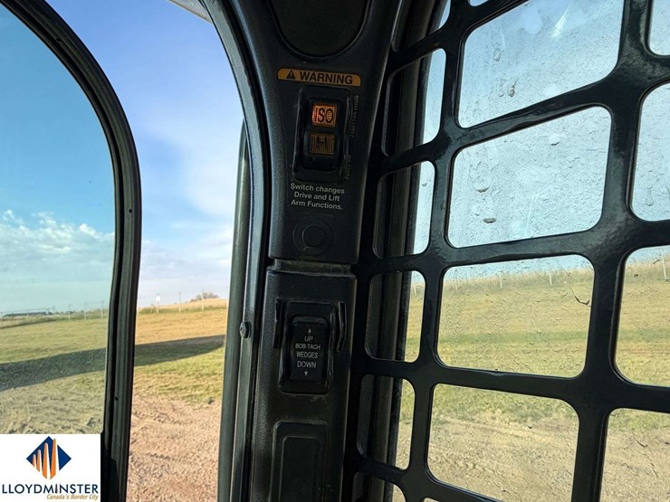 2018-bobcat-s570-image-19