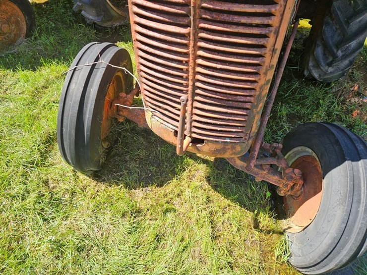 #2524-•-1948-case-la-tractor-image-14