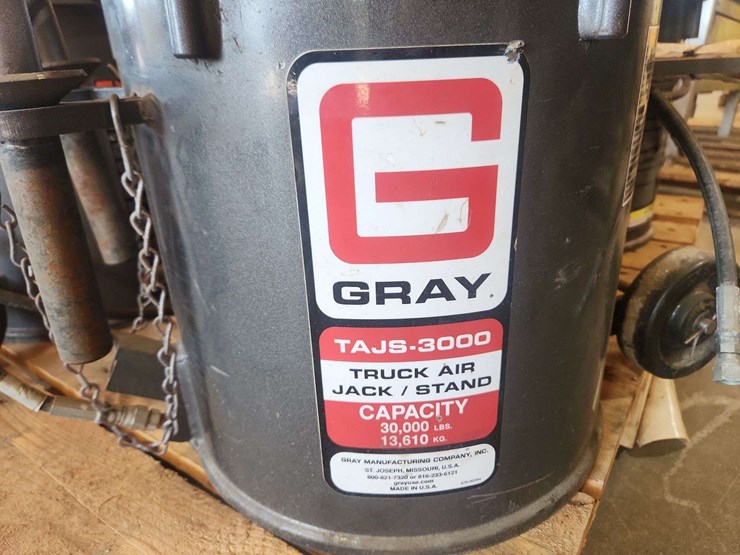 15-ton-pneumatic-truck-jack-image-1