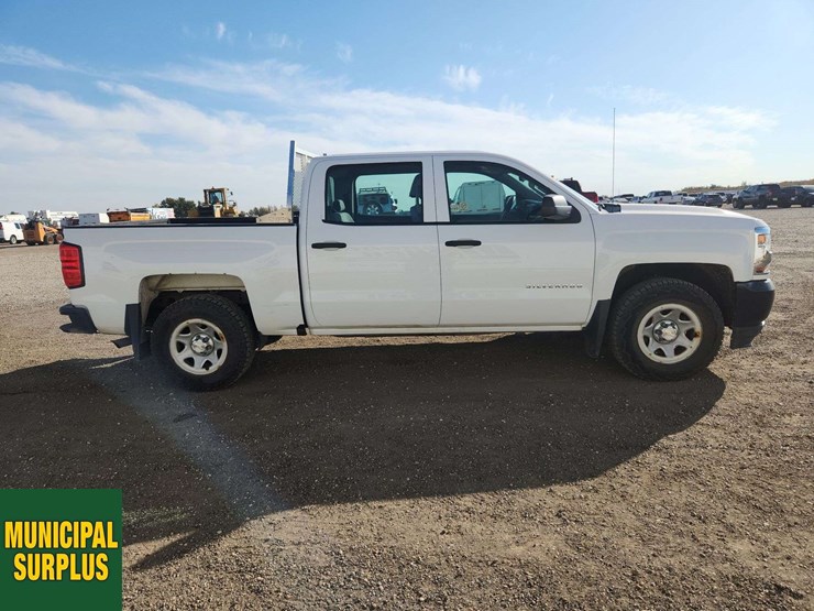 2017-chevrolet-silverado-1500-image-7