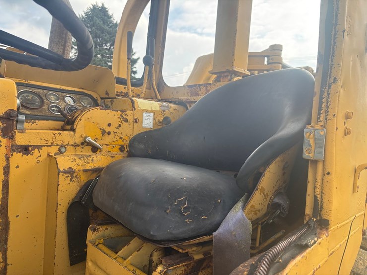 caterpillar-613-image-24