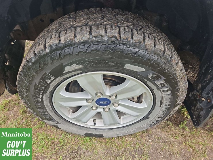 2015-ford-6.5-ft-image-10
