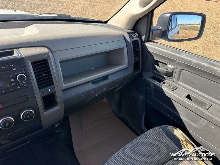 2012-dodge-ram-1500-image-11