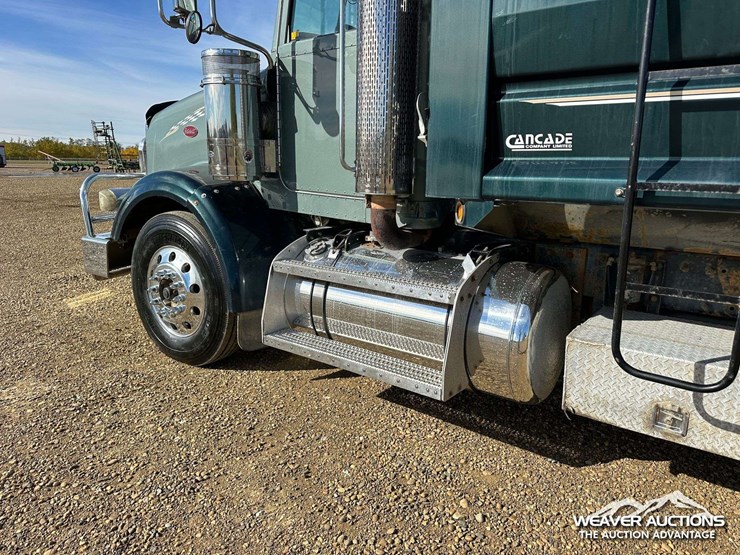 peterbilt-378-image-78