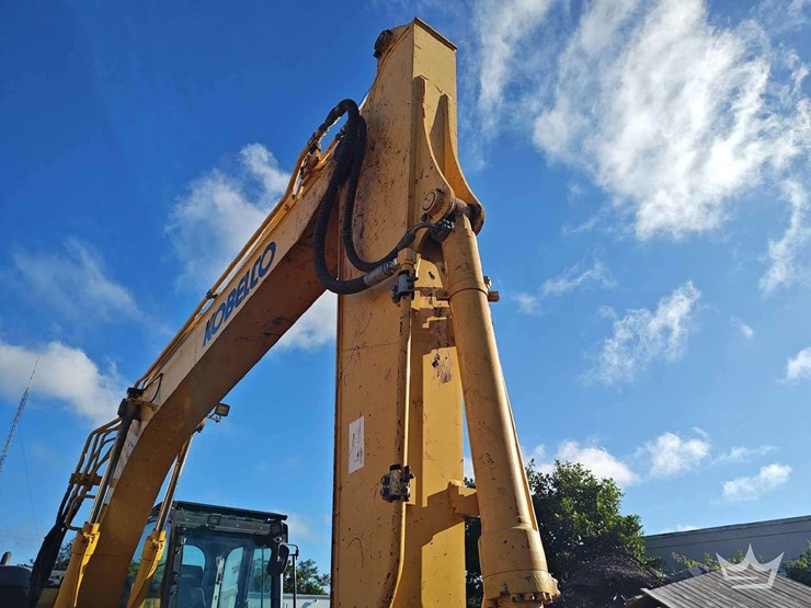 2023-kobelco-sk140sr-lc-7-image-27