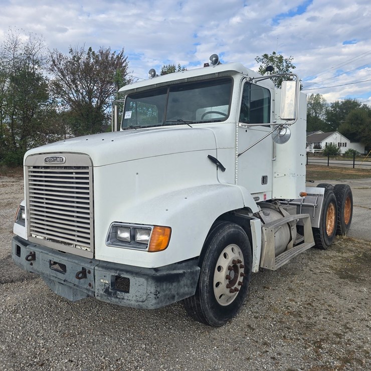 1999 FREIGHTLINER FLD112